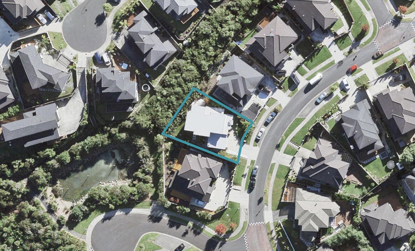 56 Travis View Drive, Fairview Heights, Auckland - Carousel 1