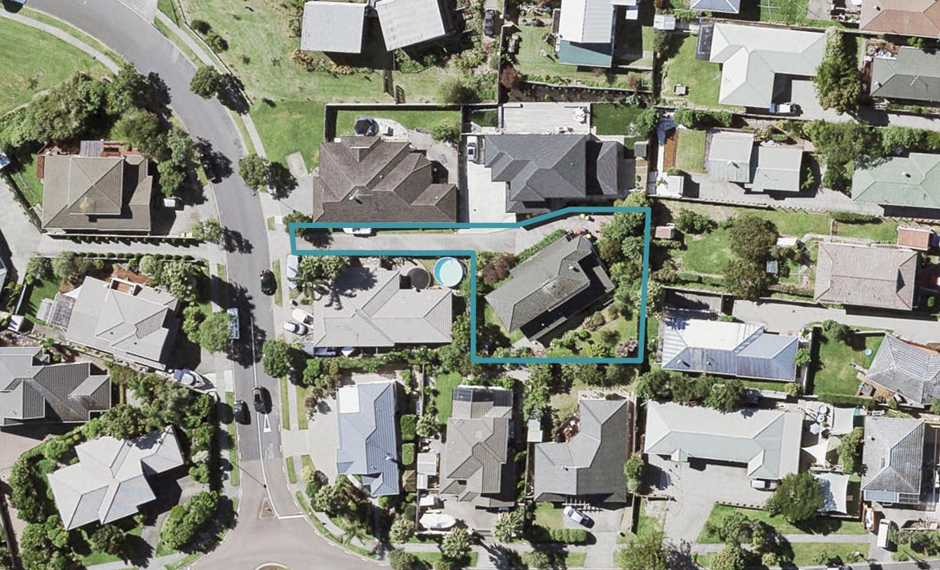 5 Northcross Drive, Oteha, Auckland - Carousel 1