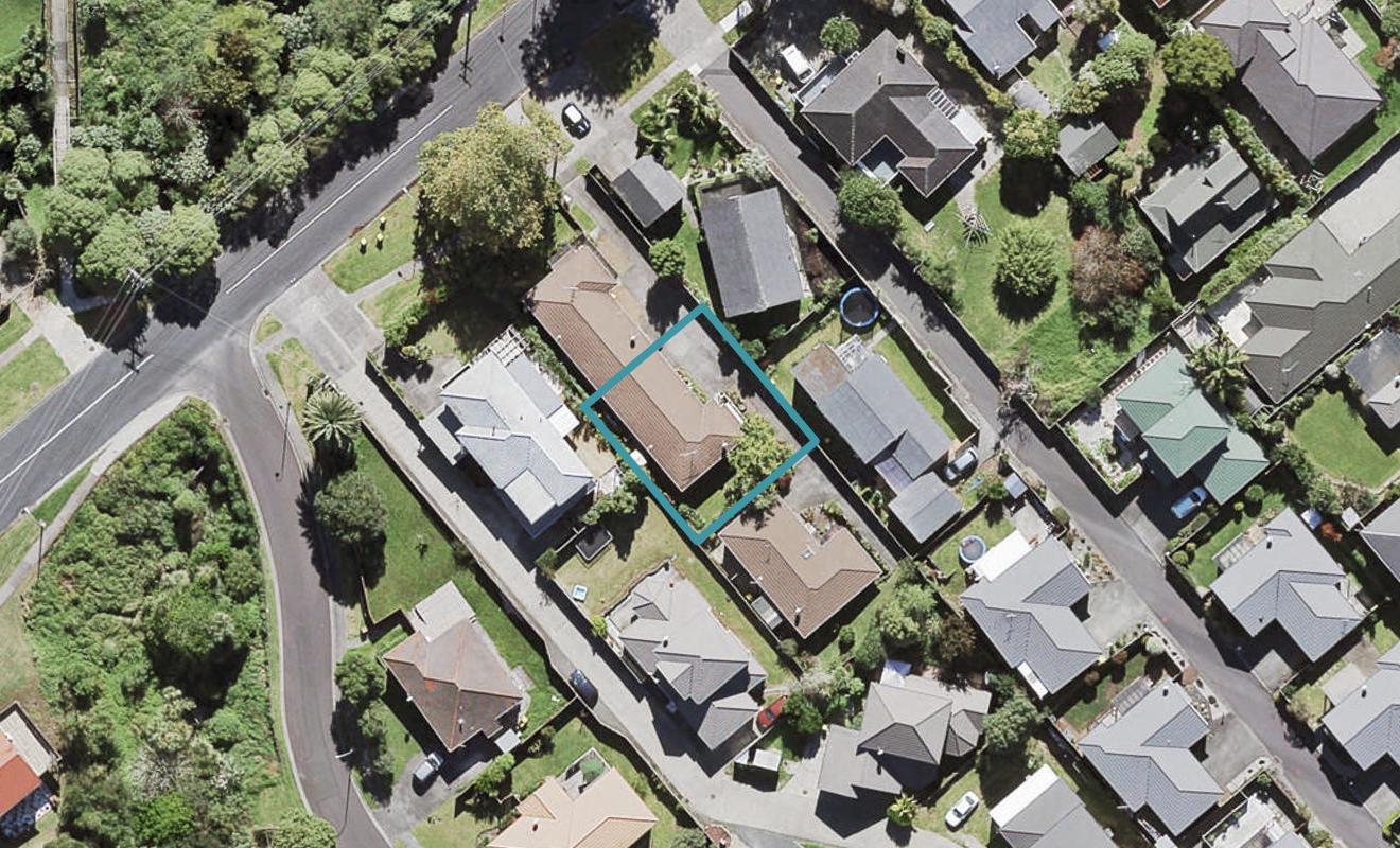 74B Seabrook Avenue, New Lynn, Auckland - Carousel 1