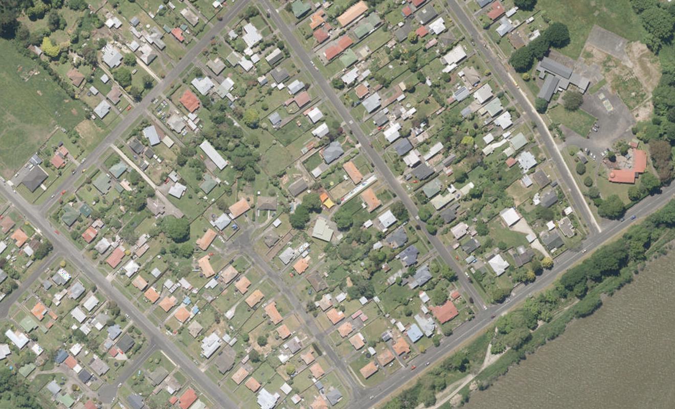 15 Field Street, Aramoho, Whanganui - Carousel 1