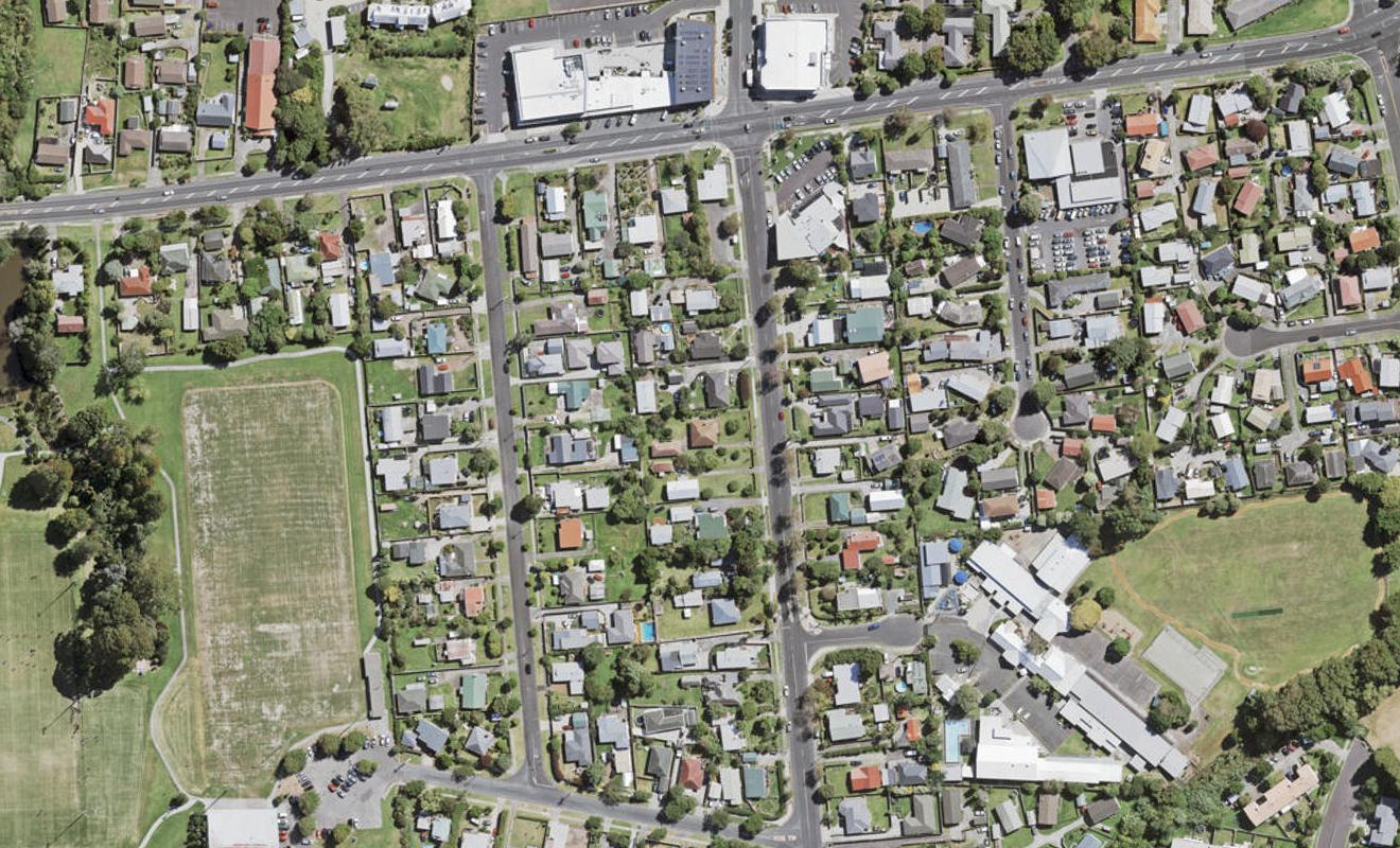 4/7 Ranui Station Road, Ranui, Auckland - Carousel 1