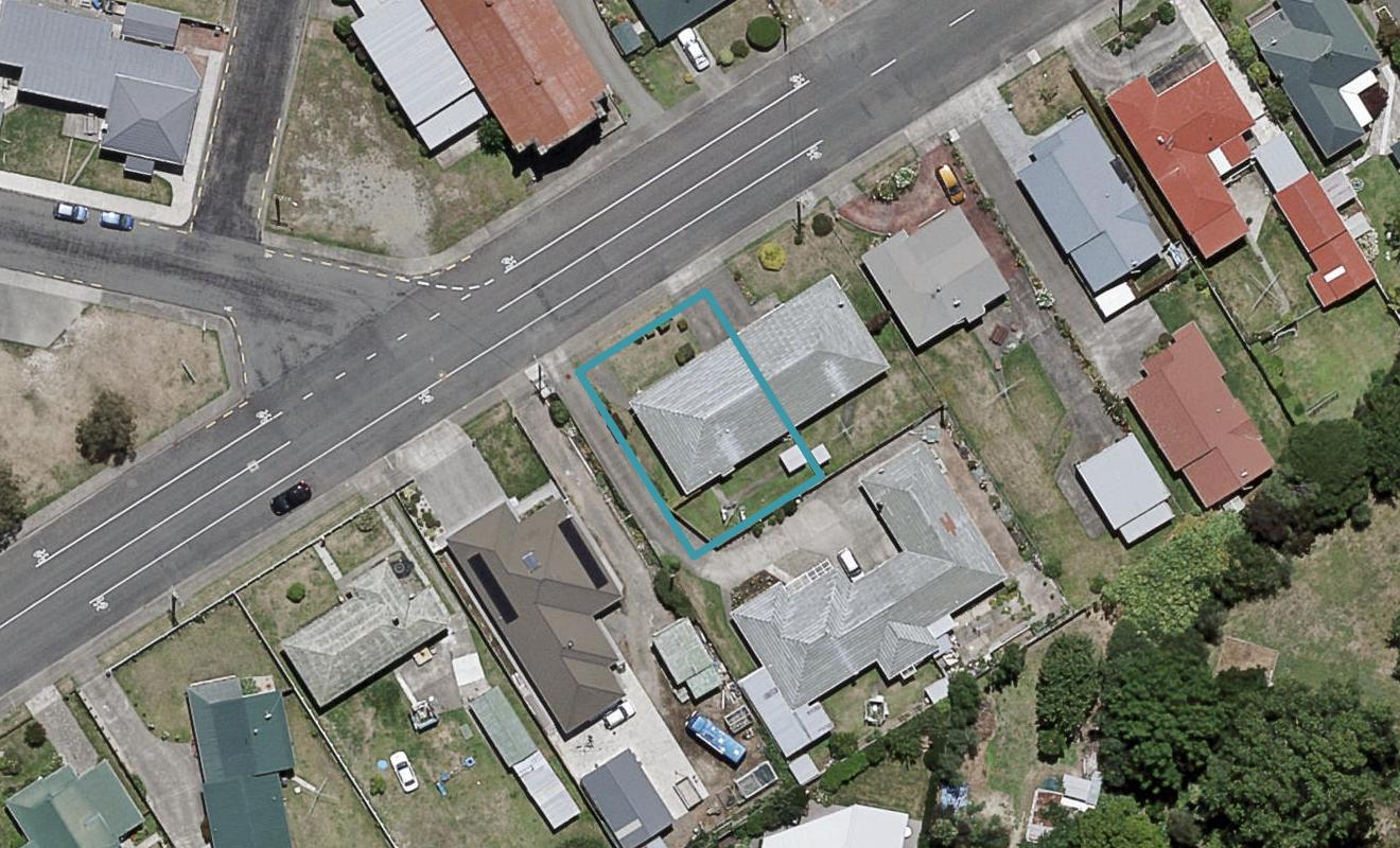 11 Wellington Road, Waipukurau, Waipukurau - Carousel 1