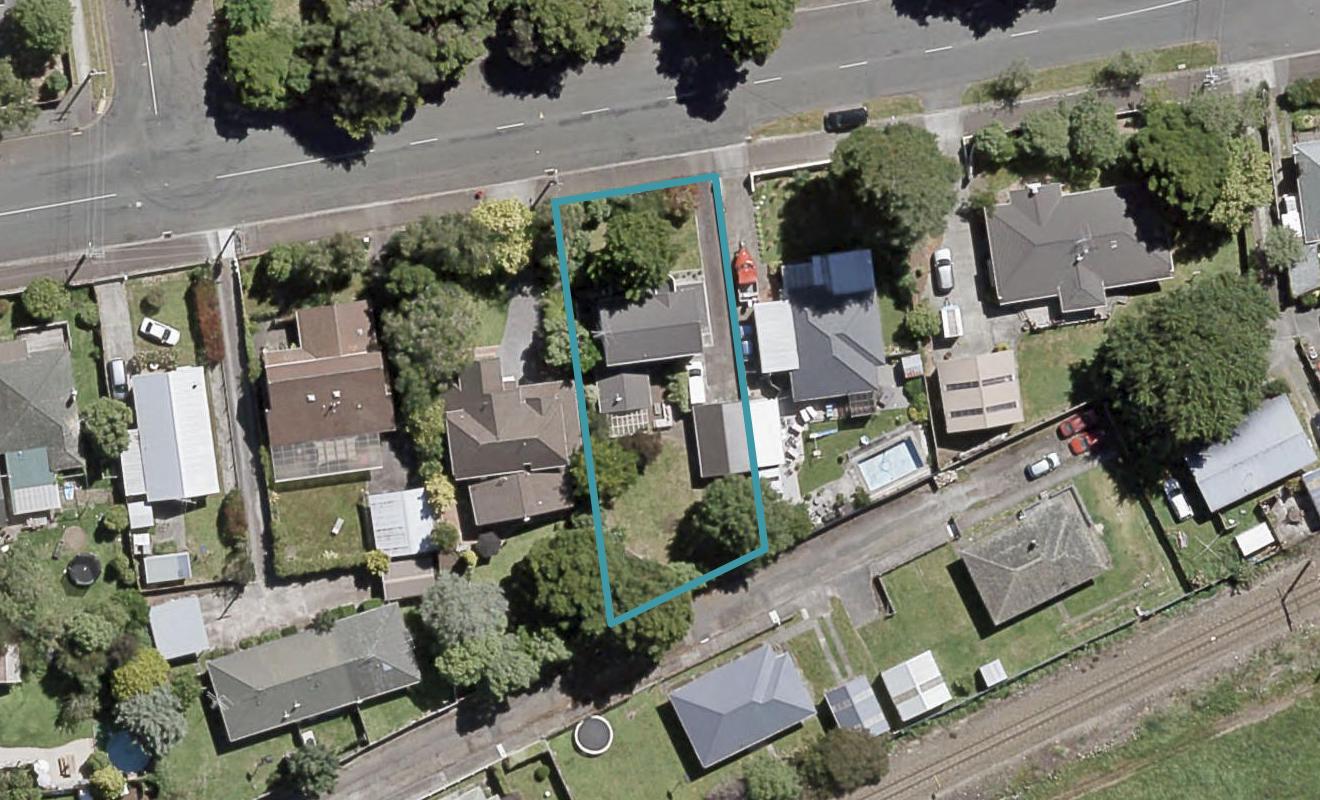 5 Wood Street, Wallaceville, Upper Hutt - Carousel 1