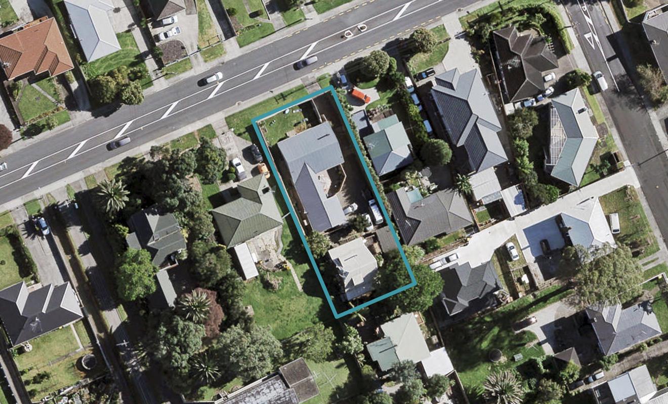 1/35 Orams Road, Hillpark, Auckland - Carousel 1