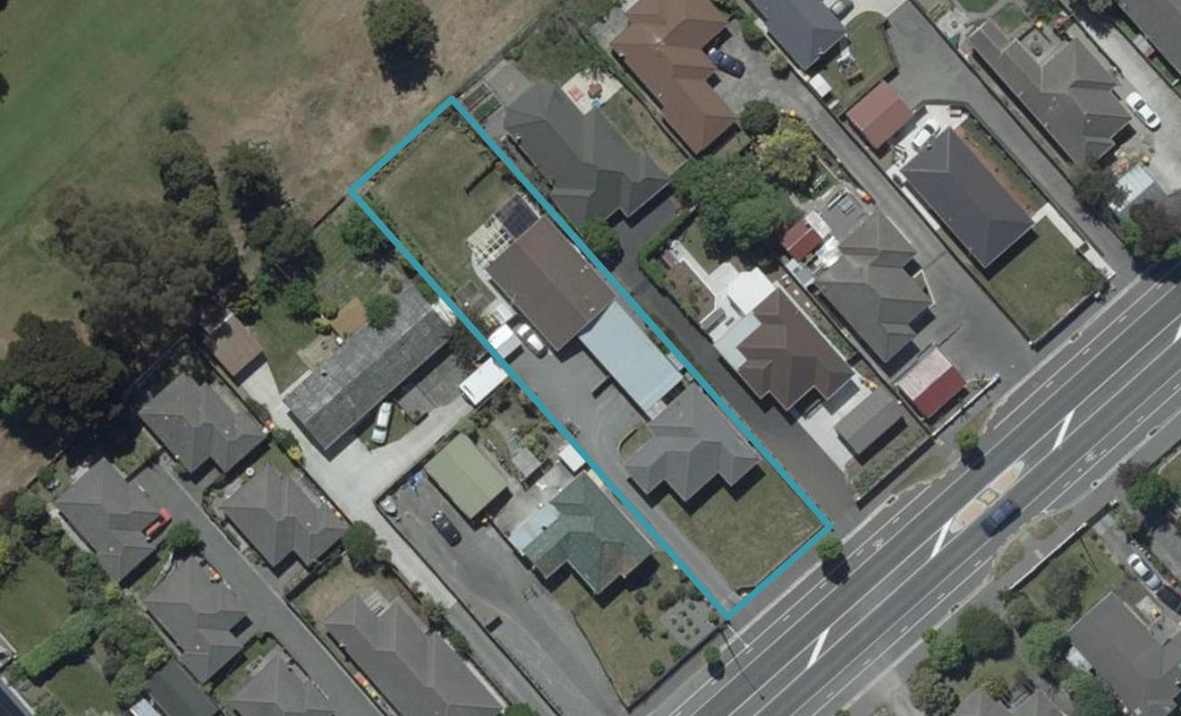 2/235 Wainoni Road, Avondale, Christchurch - Carousel 1