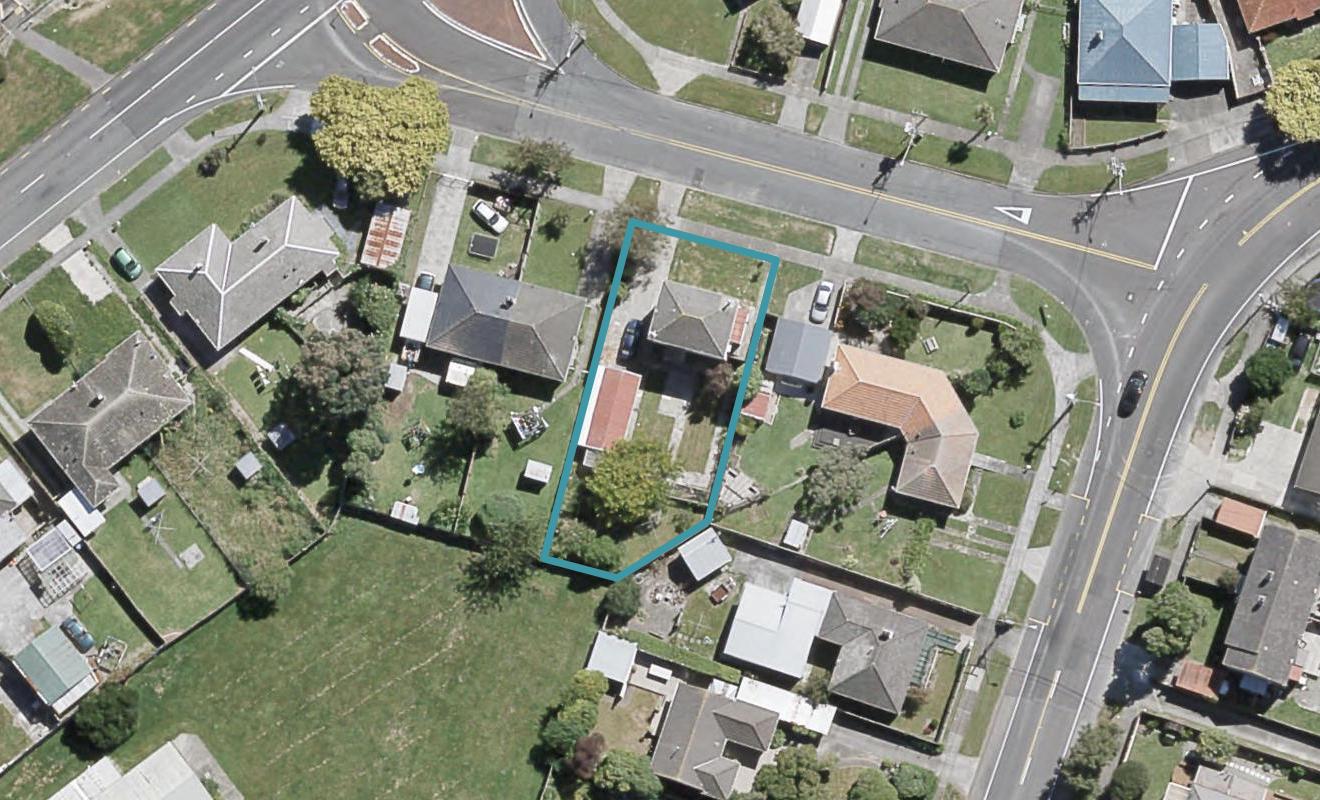 8 Naenae Road, Naenae, Lower Hutt - Carousel 1