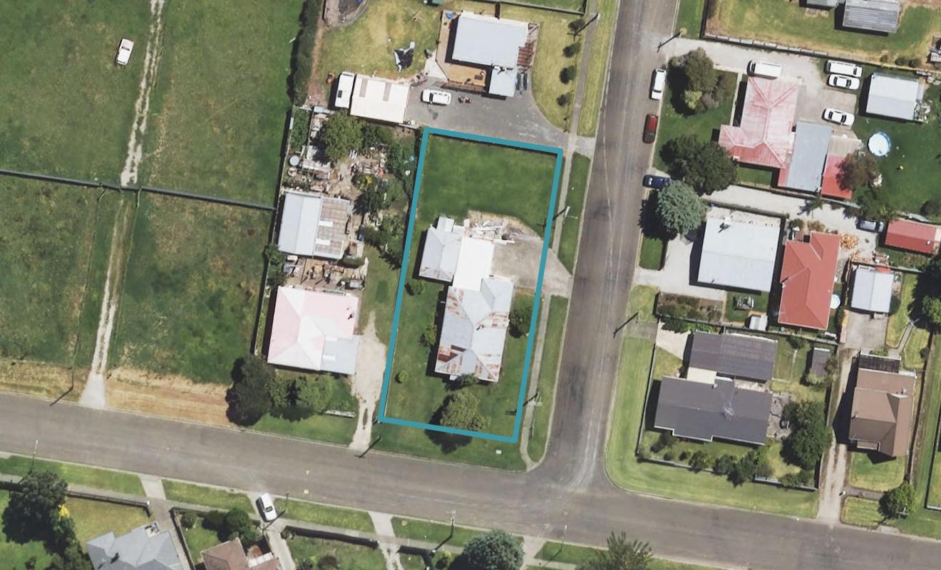 2 Ralph Street, Tamarau, Gisborne - Carousel 1