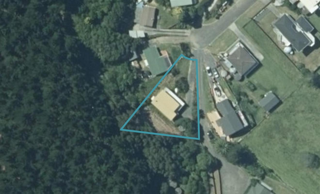 16 Calder Place, Opito Bay, Whitianga - Carousel 1