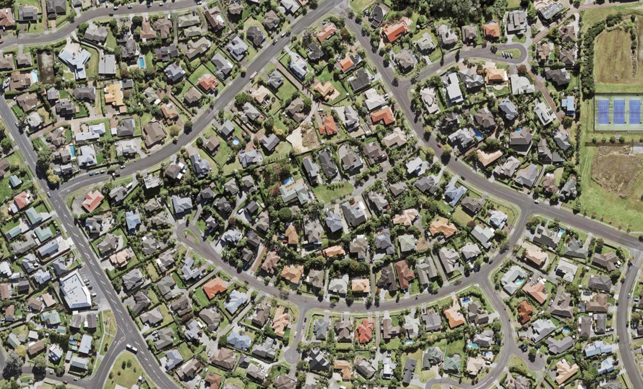 2/90 Picasso Drive, West Harbour, Auckland - Carousel 1