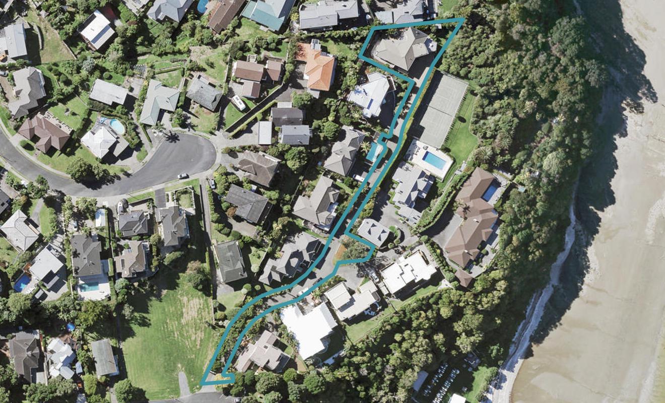 212 Sandspit Road, Shelly Park, Auckland - Carousel 1