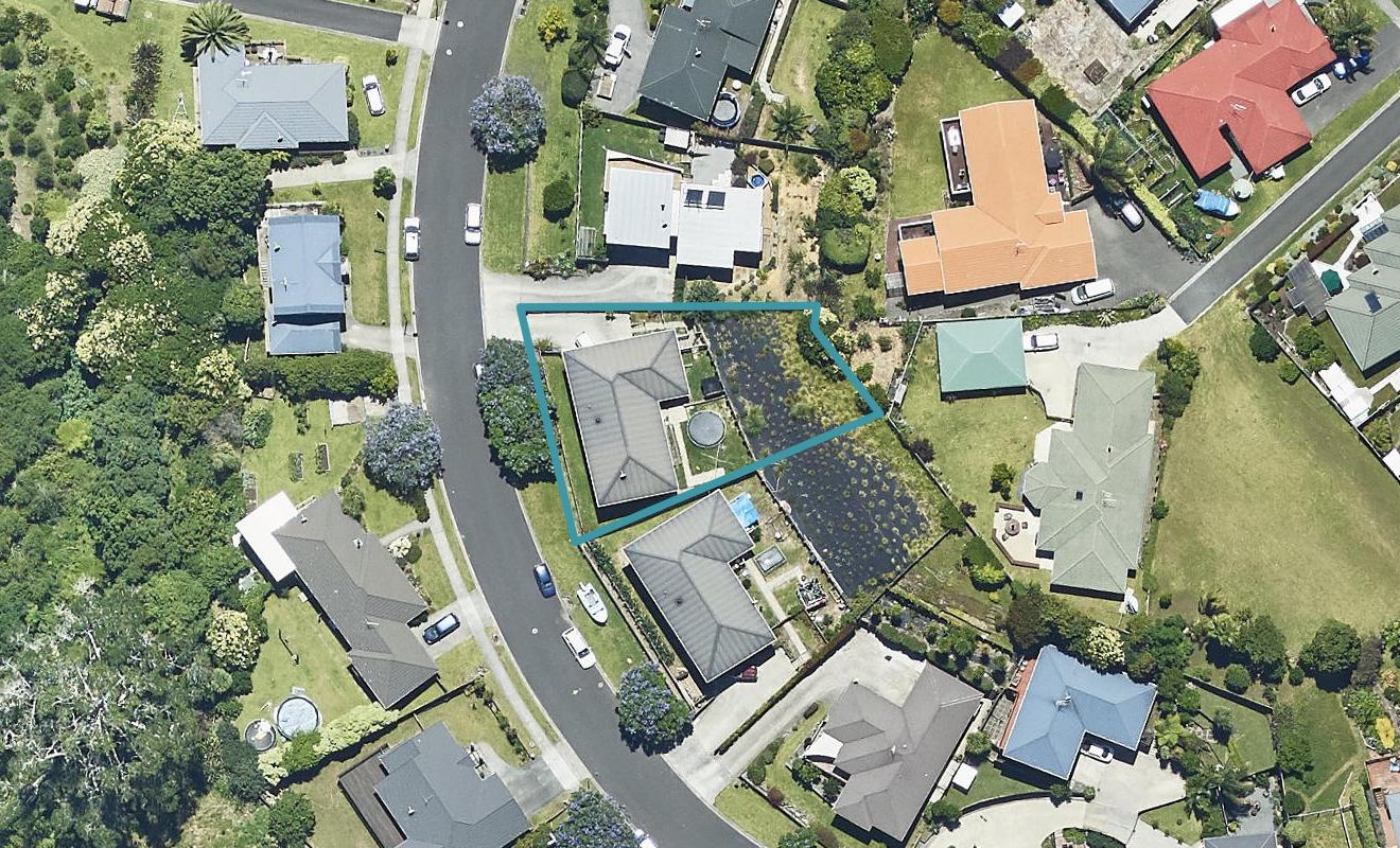 11 Eclipse Terrace, Welcome Bay, Tauranga - Carousel 1
