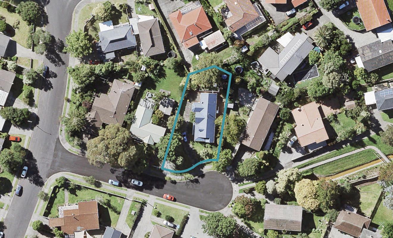 5 Celina Place, Browns Bay, Auckland - Carousel 1