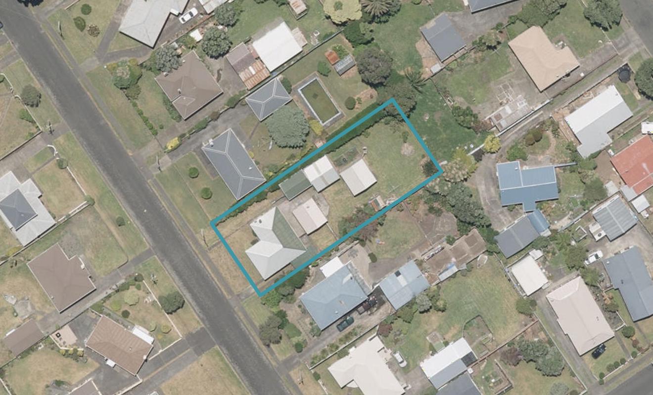 14 Laird Street, Castlecliff, Whanganui - Carousel 1