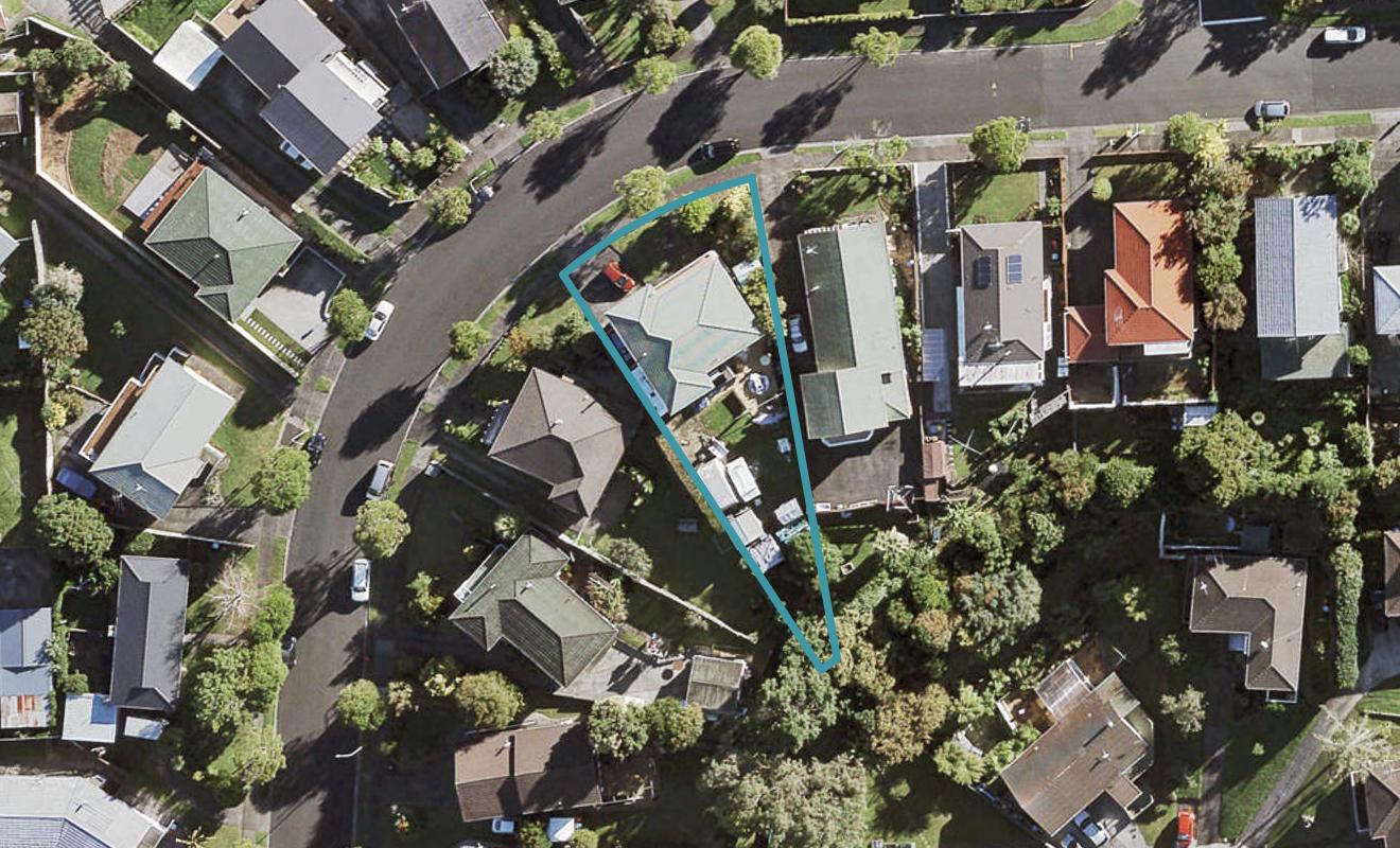 30 Trevola Street, New Windsor, Auckland - Carousel 1
