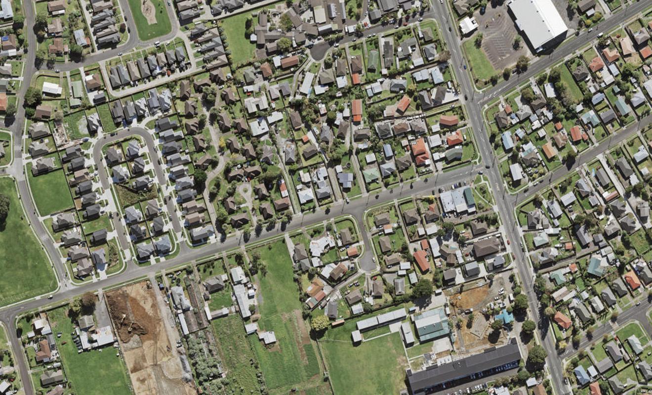 150 Hall Avenue, Favona, Auckland - Carousel 1