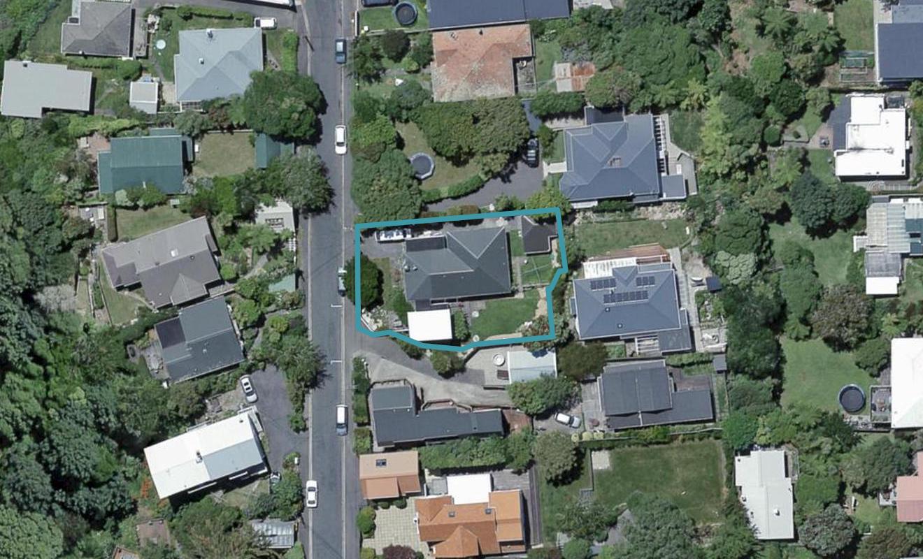71 Creswick Terrace, Northland, Wellington - Carousel 1