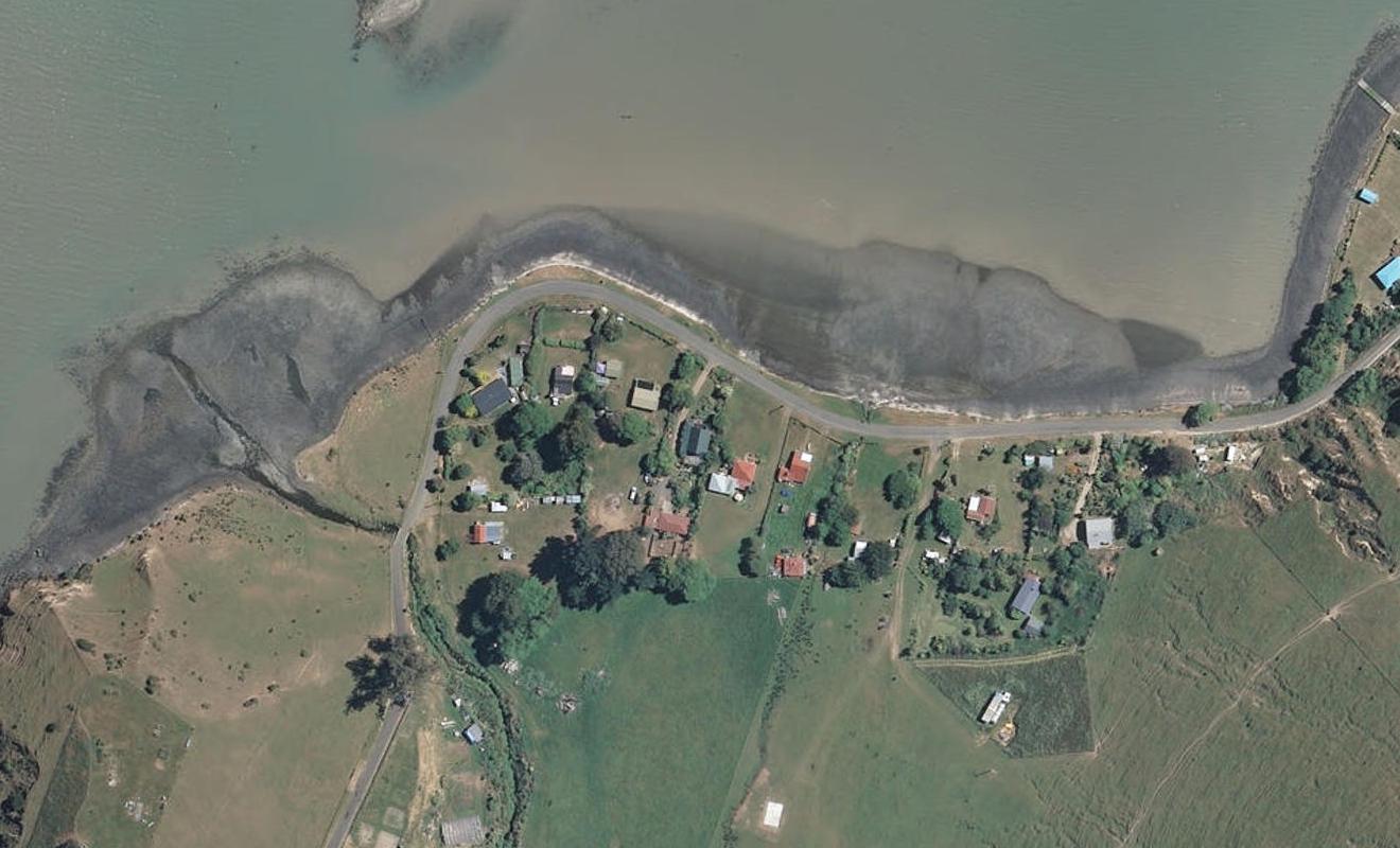154 Pa Road, Port Levy, Diamond Harbour - Carousel 1