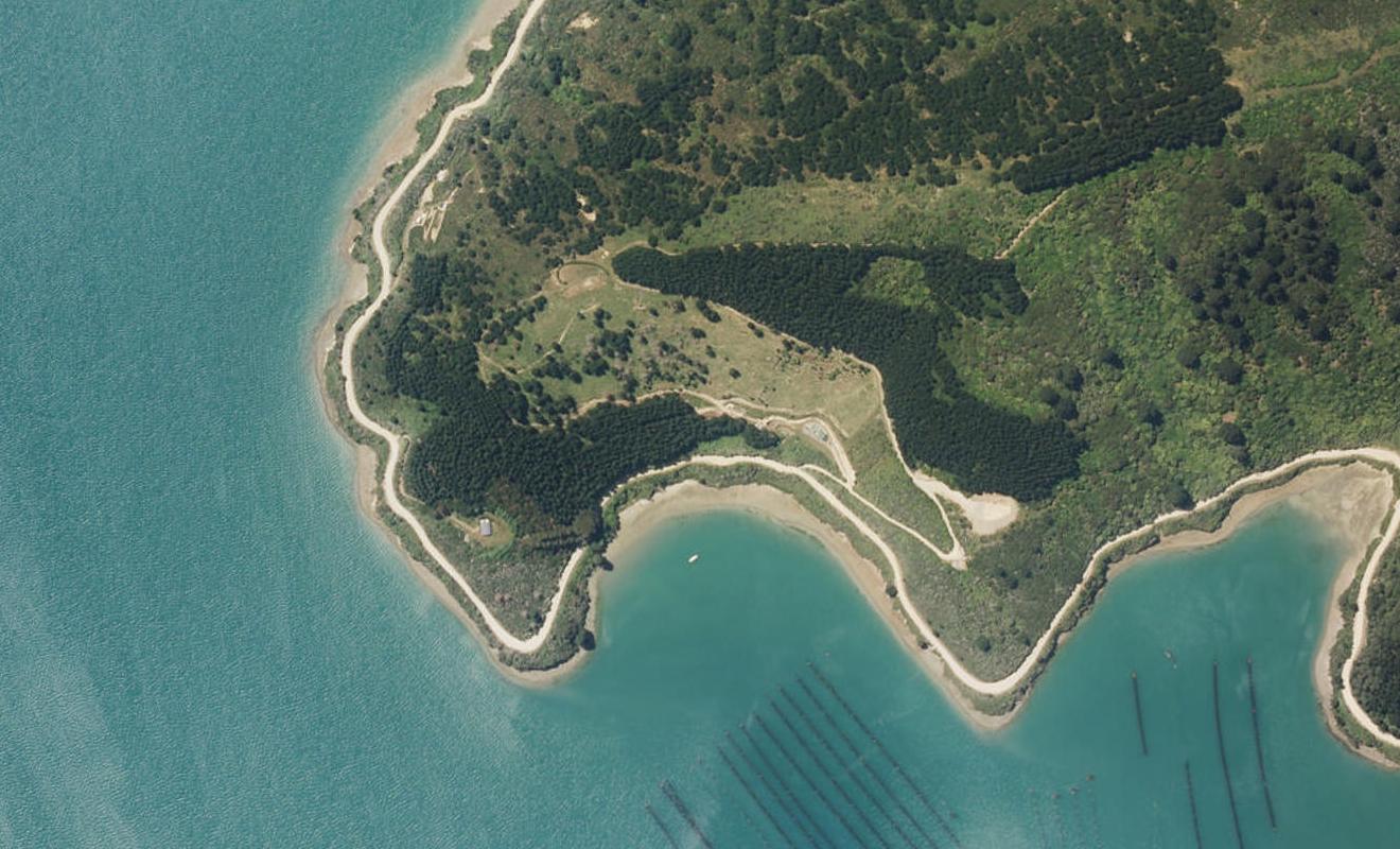 0 Waitaria Bay, Waitaria Bay - Carousel 1