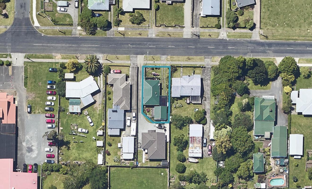 71 BEACH ROAD , Katikati, Western Bay Of Plenty - Carousel 1