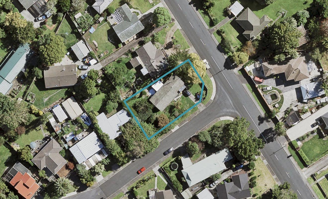 1 Snowden Place, Opaheke, Papakura - Carousel 1