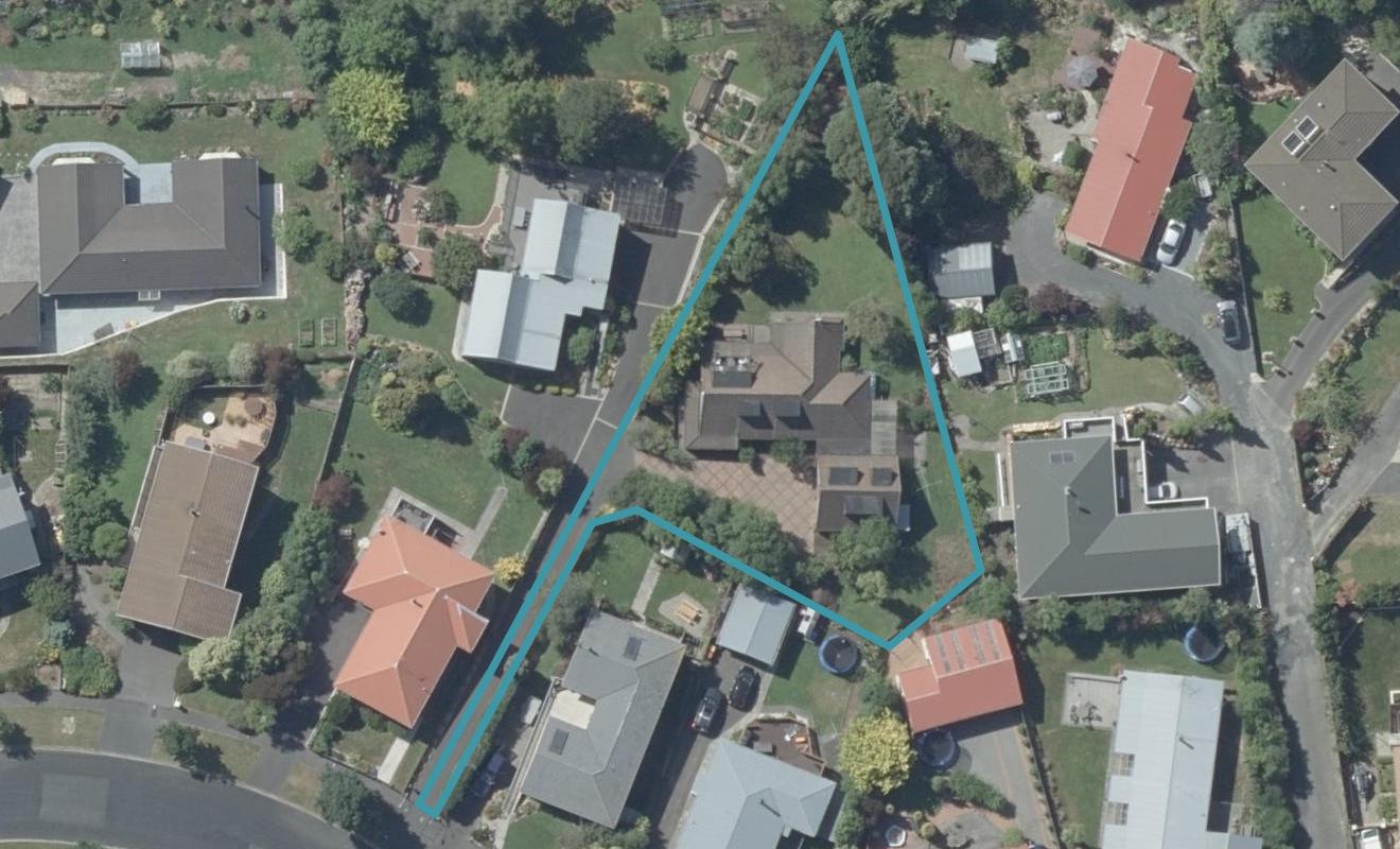 41 Walton Park Avenue, Fairfield, Dunedin - Carousel 1