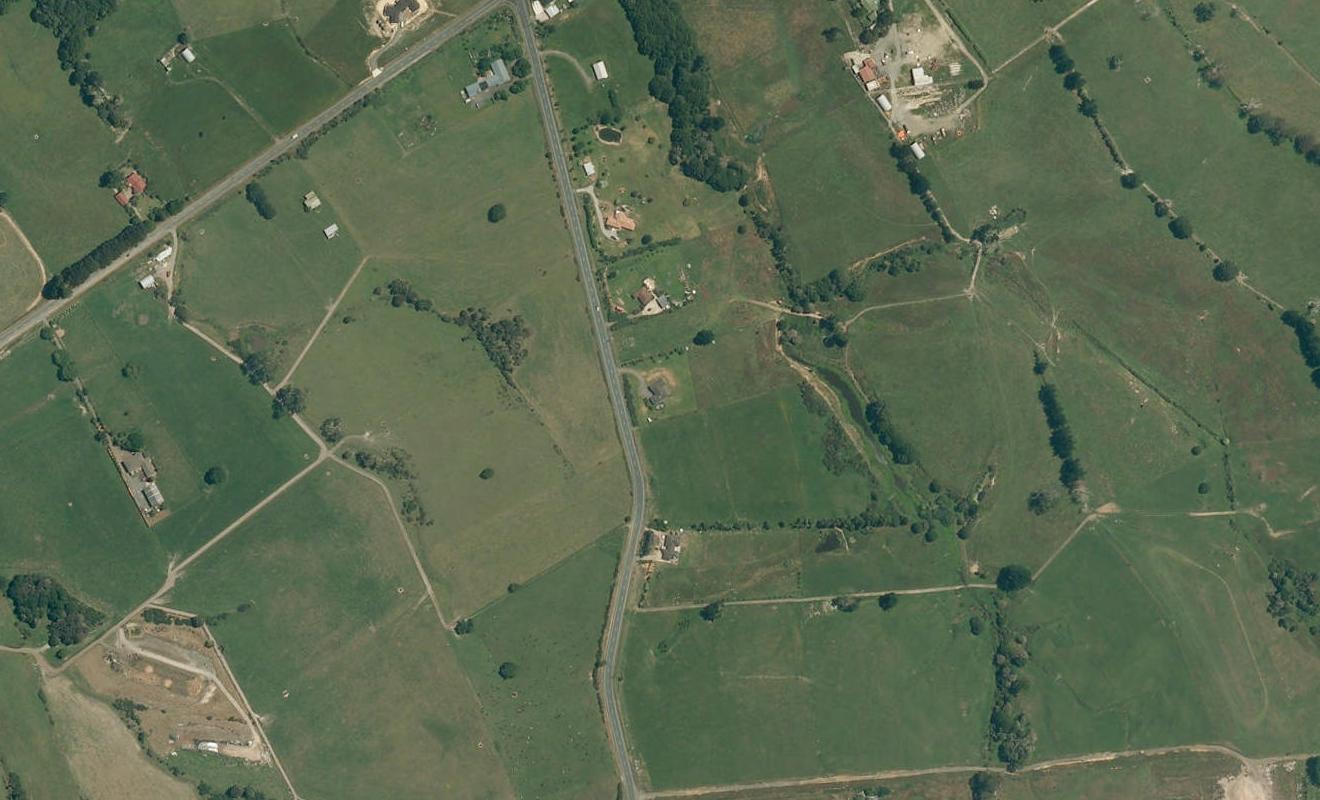 476 Whitehills Road, Silverdale - Carousel 1