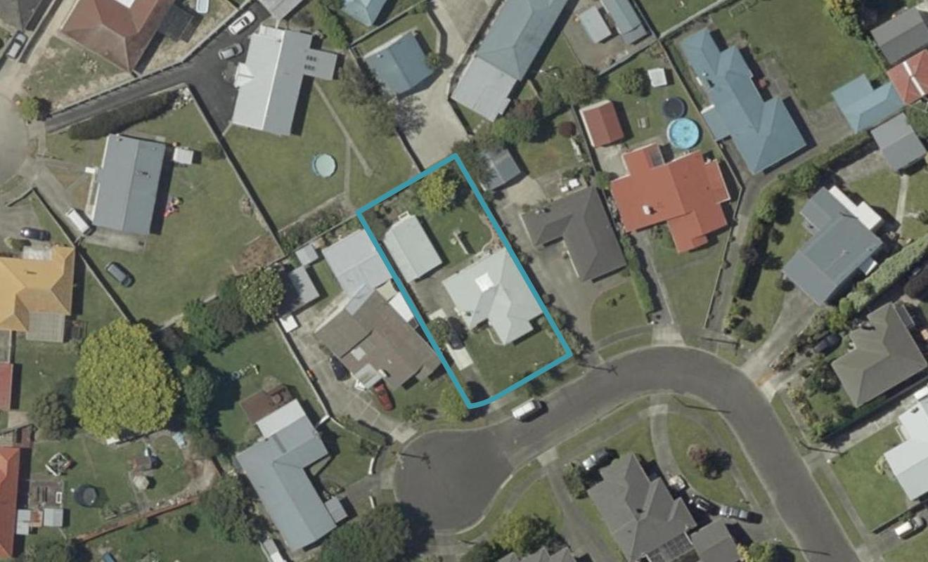 18 Nairn Crescent, Awapuni, Palmerston North - Carousel 1