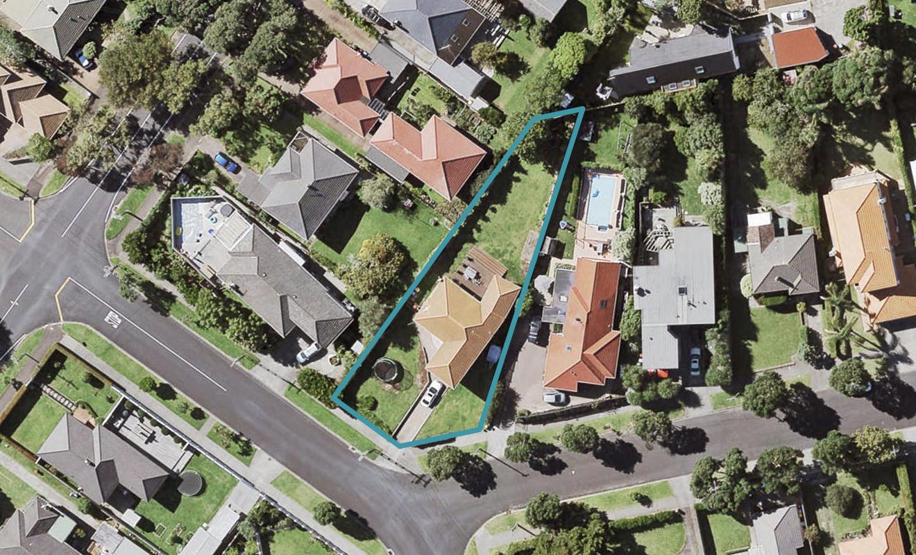 2 Evesham Avenue, Glendowie, Auckland - Carousel 1