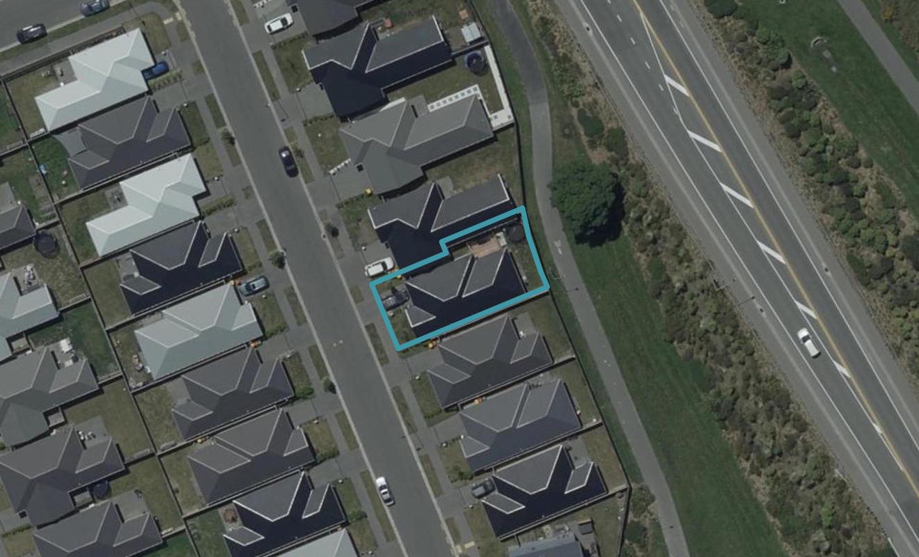 21 George West Square, Wigram, Christchurch - Carousel 1