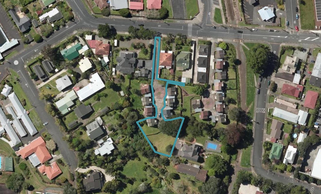 23D Manse Street, Regent, Whangarei - Carousel 1