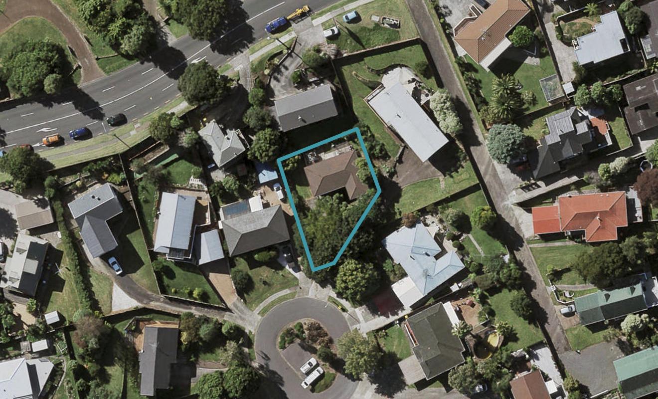 16 Flamingo Court, Goodwood Heights, Auckland - Carousel 1