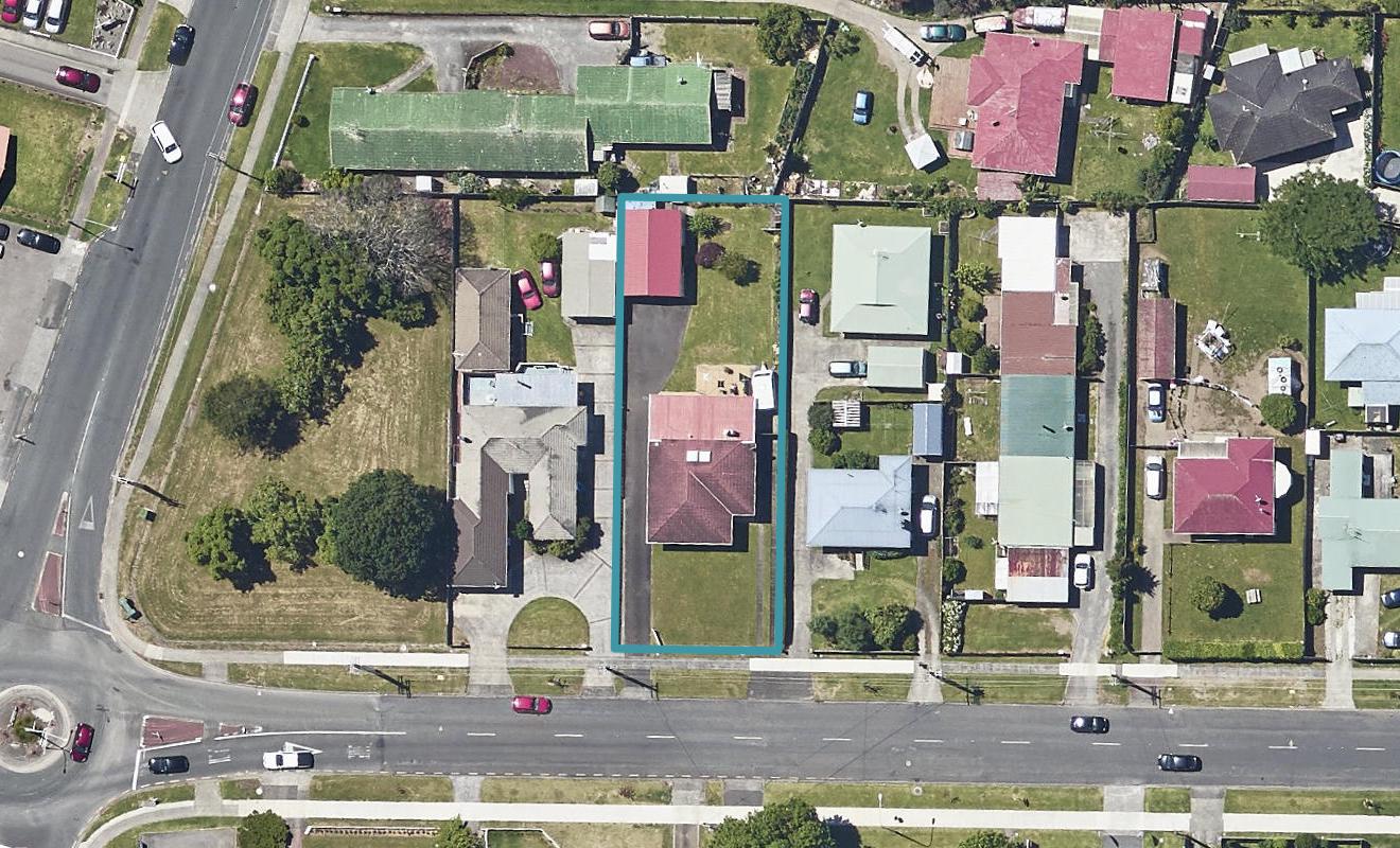 40 BEACH ROAD , Katikati, Western Bay Of Plenty - Carousel 1