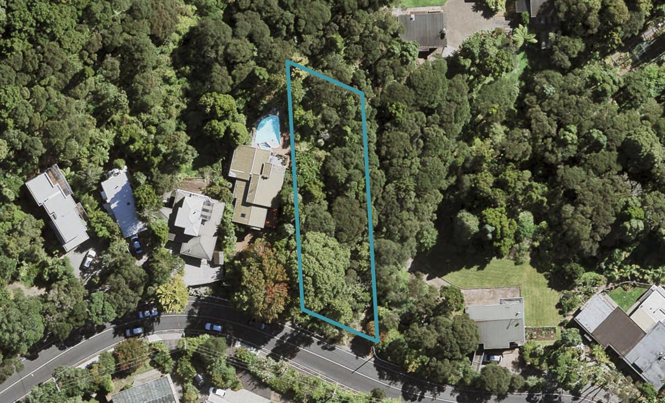 217 Godley Road, Titirangi, Auckland - Carousel 1