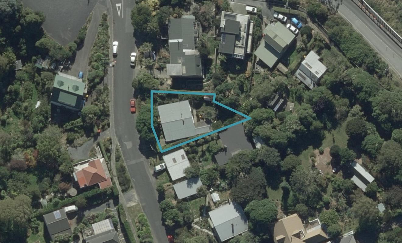 1 Moerangi Street, Broad Bay, Dunedin - Carousel 1