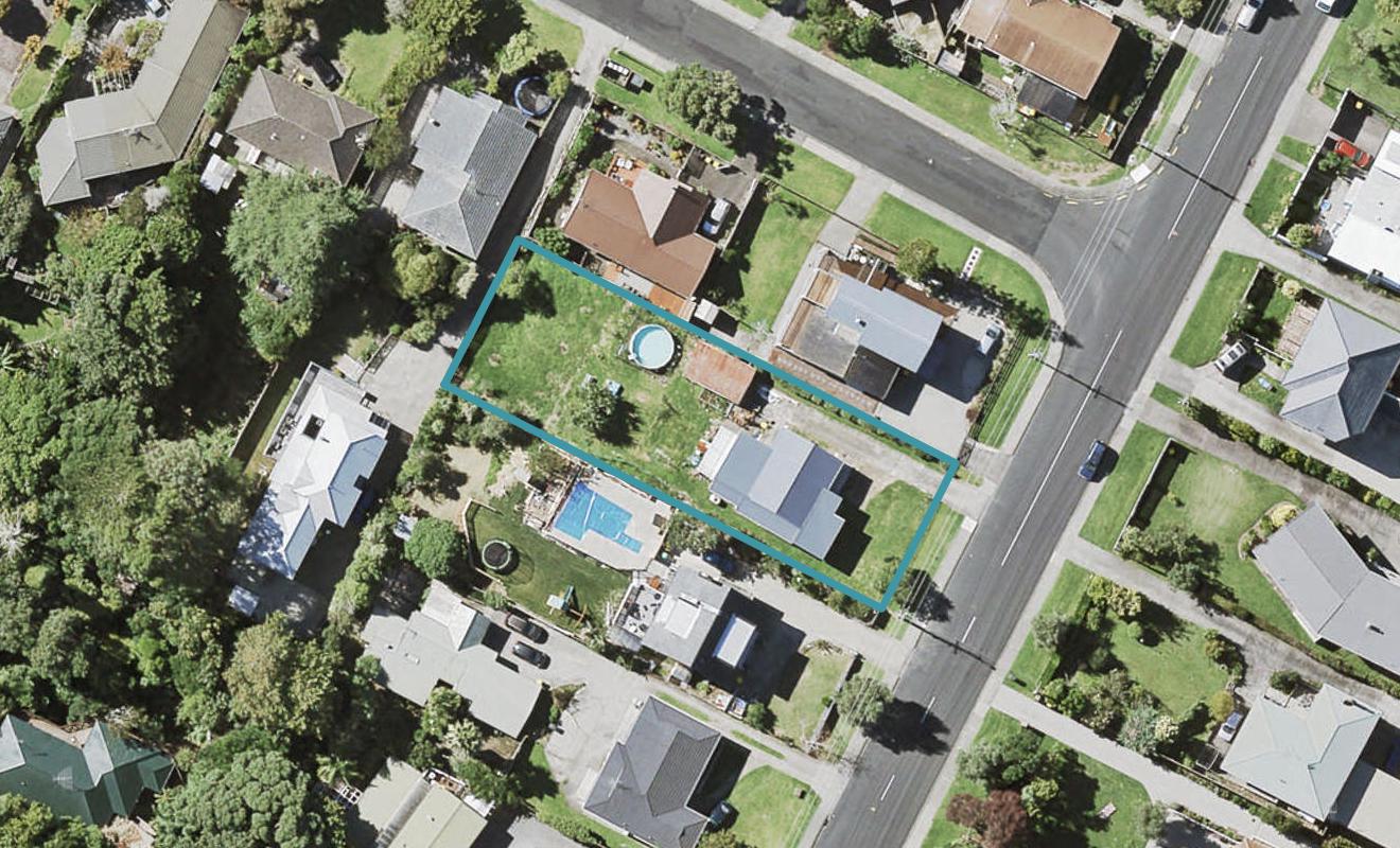 58 Litten Road, Cockle Bay, Auckland - Carousel 1