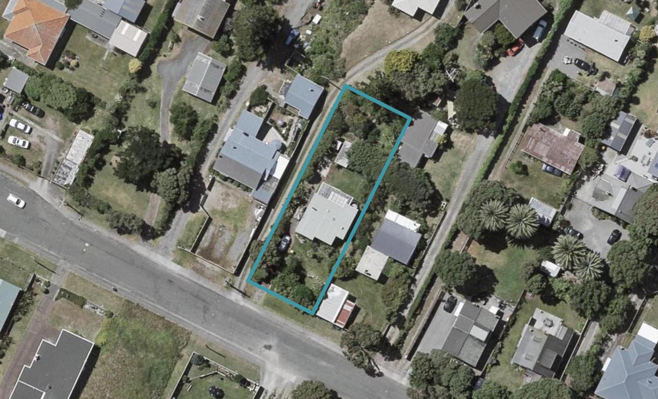 12 Toi Street, Otaki Beach, Otaki - Carousel 1