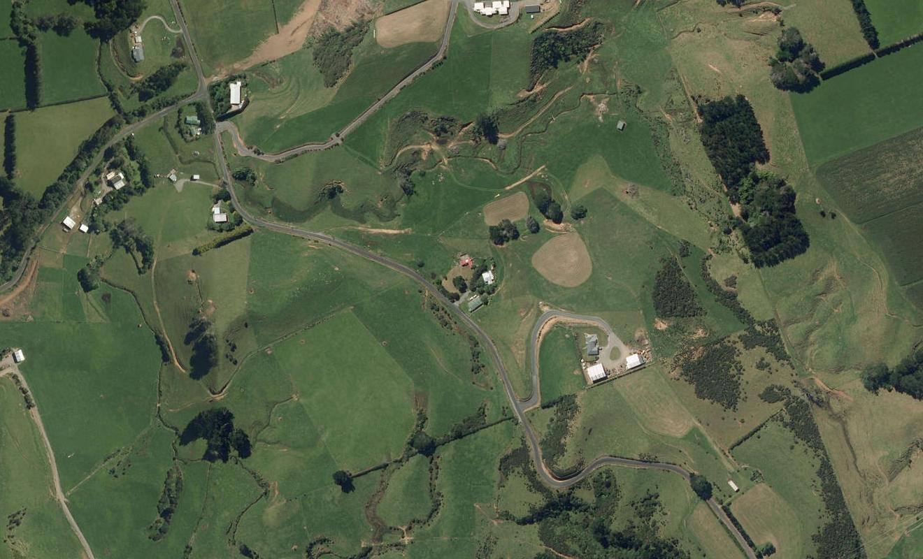 211 Hursthouse Road, Tarurutangi, New Plymouth - Carousel 1