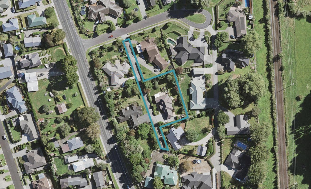 10 Glencairn Place, Buckland, Pukekohe - Carousel 1