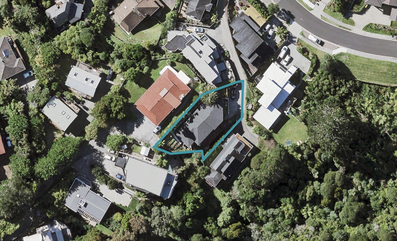32 Helvetia Drive, Browns Bay, Auckland - Carousel 1