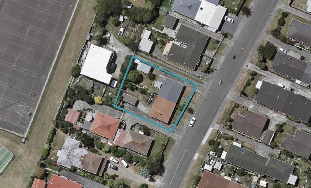 97A Hillcrest Road, Raumati Beach, Paraparaumu - Carousel 1