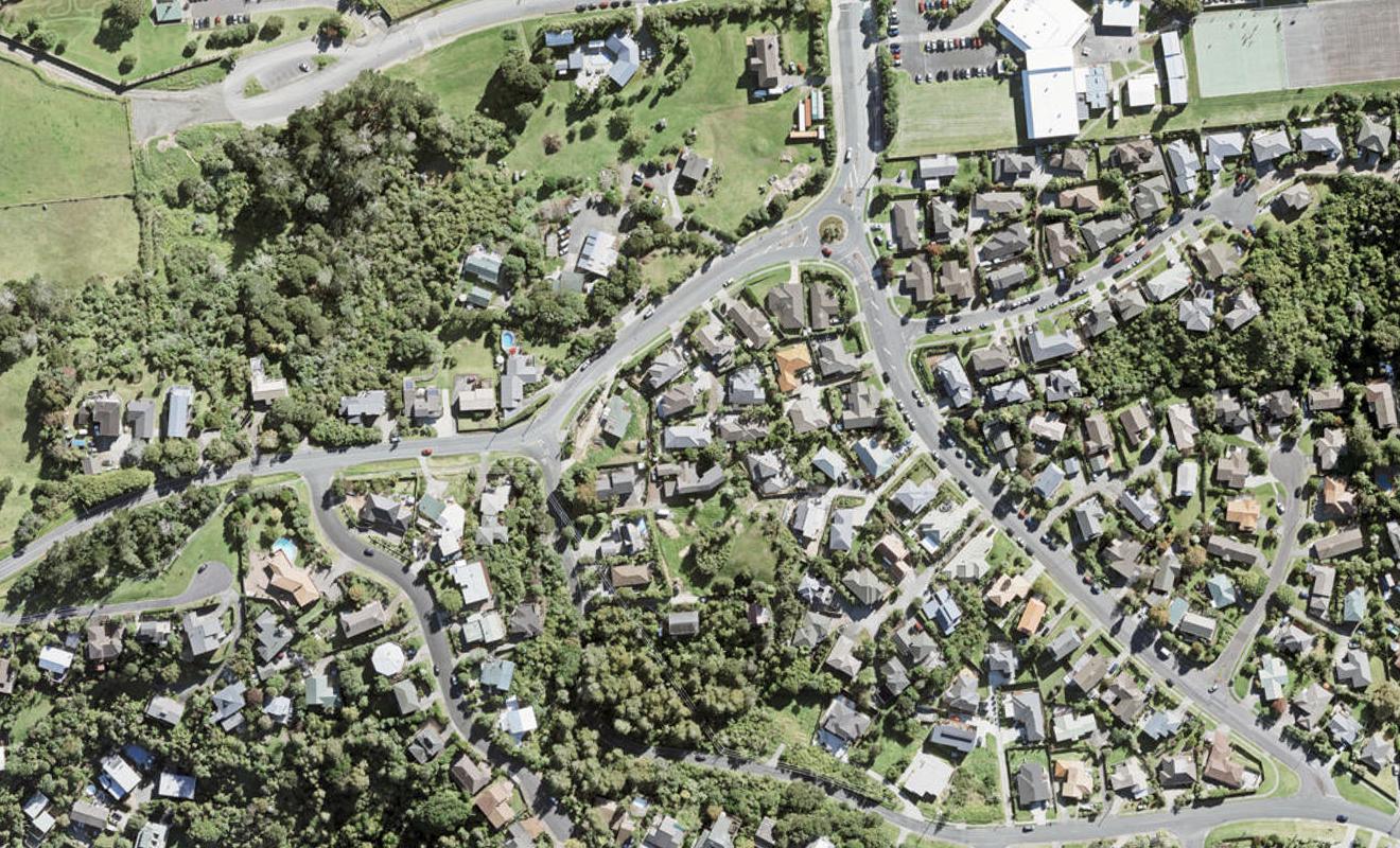 6B Ashley Avenue, Long Bay, Auckland - Carousel 1