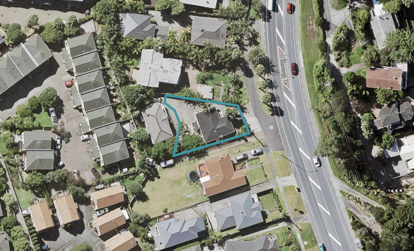768 East Coast Road, Oteha, Auckland - Carousel 1