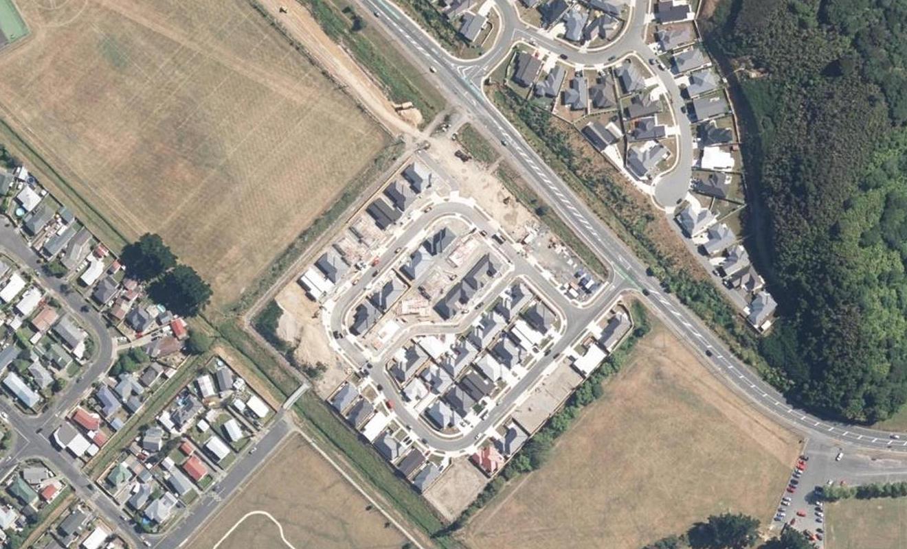 34 Grovedale Square, Wainuiomata, Lower Hutt - Carousel 1
