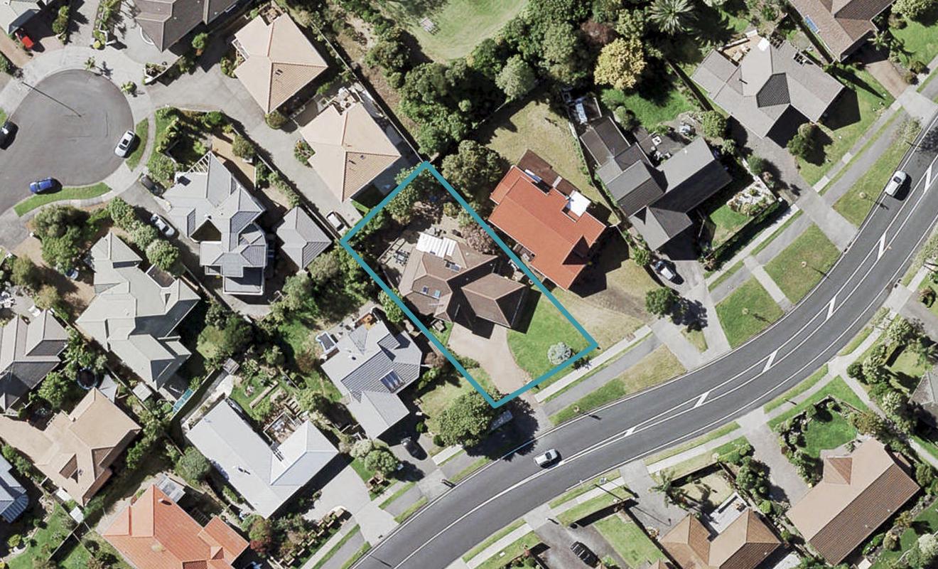 23 Meadowland Drive, Somerville, Auckland - Carousel 1