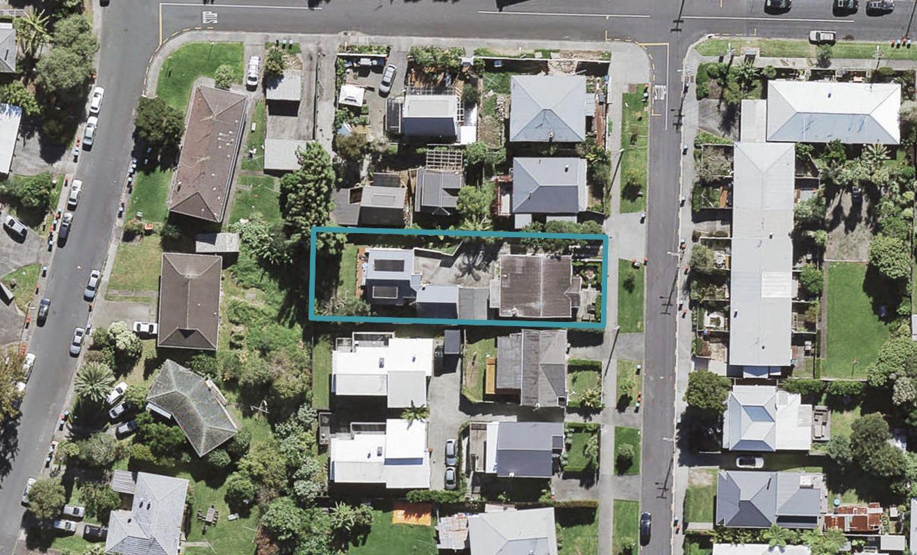 1/64 School Road, Kingsland, Auckland - Carousel 1