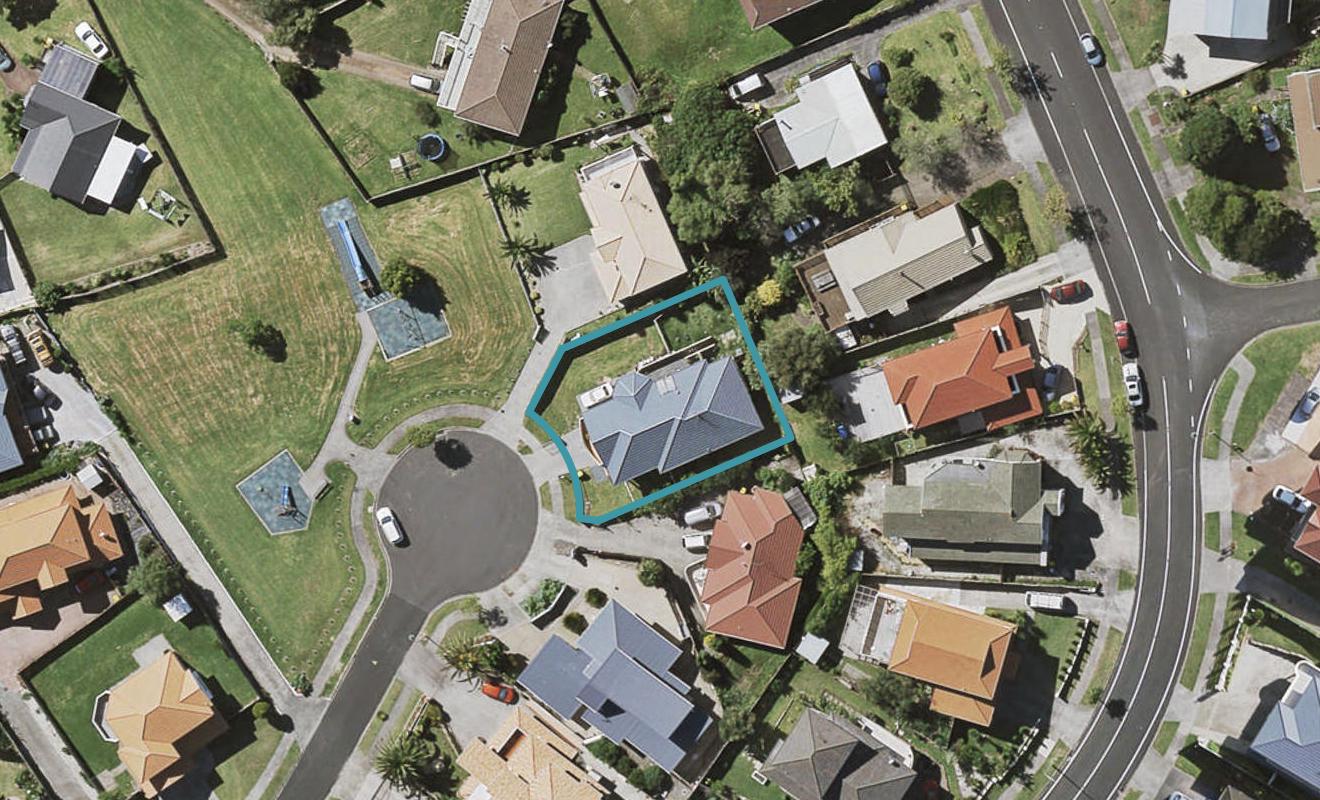 17 Macadamia Close, Goodwood Heights, Auckland - Carousel 1