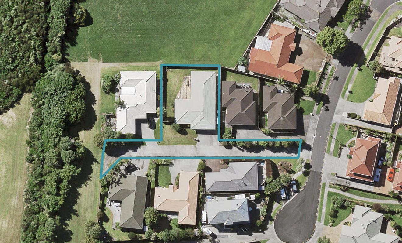 7 Bard Place, Golflands, Auckland - Carousel 1