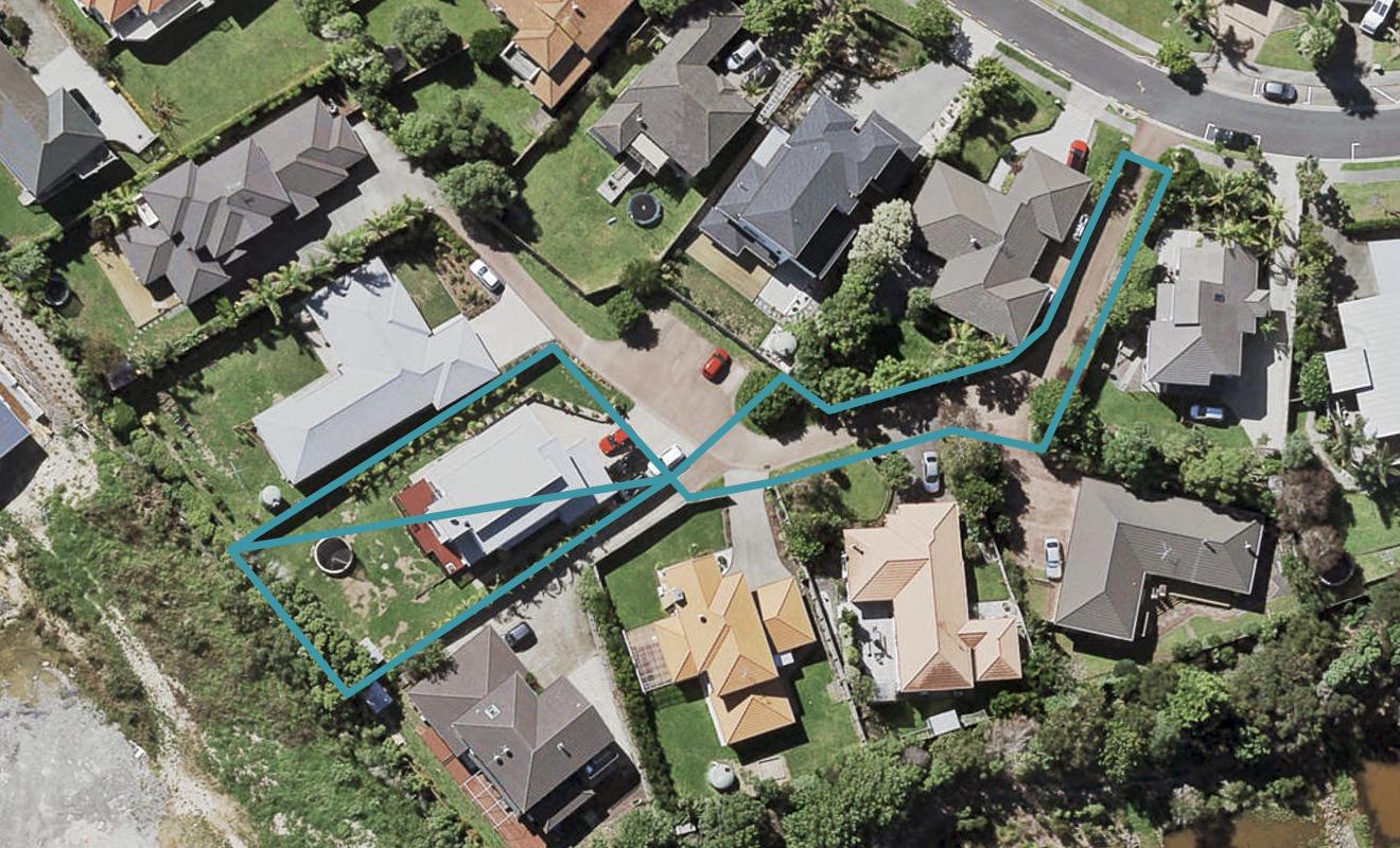 14E Baulcomb Parade, Windsor Park, Auckland - Carousel 1