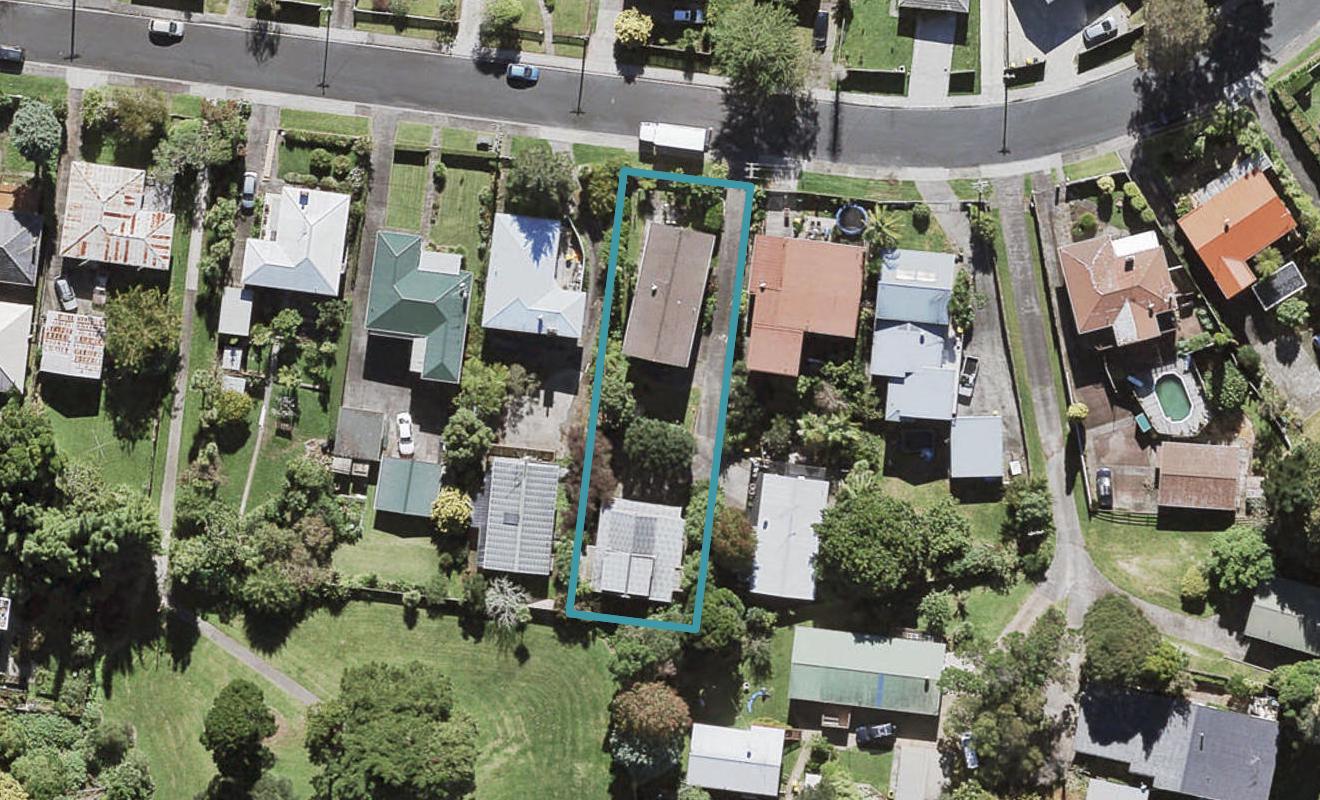 1/23 Cron Avenue, Te Atatu South, Auckland - Carousel 1