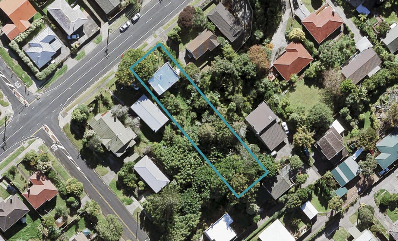 46 Hutchinson Avenue, New Lynn, Auckland - Carousel 1